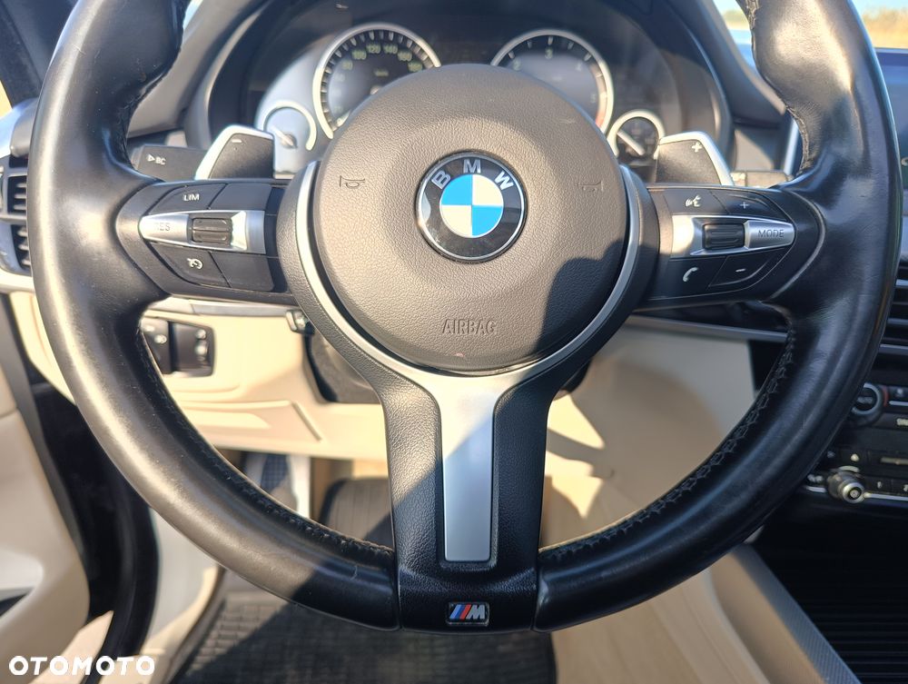 BMW X5 M M50d - 22