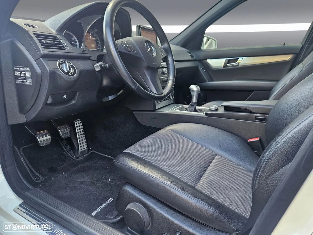 Mercedes-Benz C 220 CDi Avantgarde BE - 22