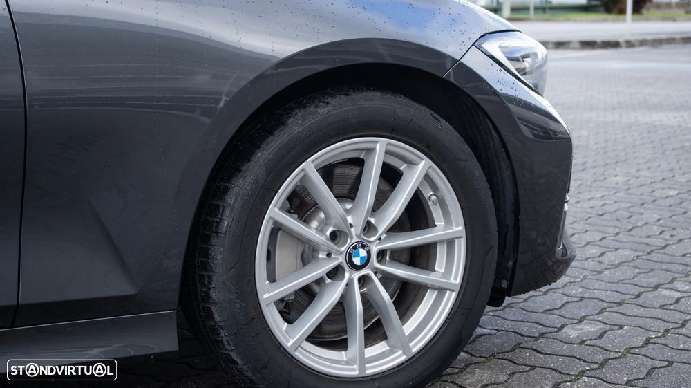 BMW 330 e Corporate Edition Auto - 13