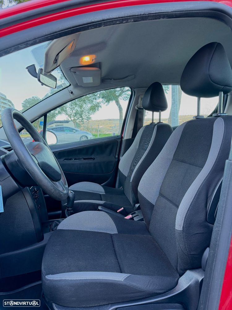 Peugeot 207 1.4 16V Trendy - 4