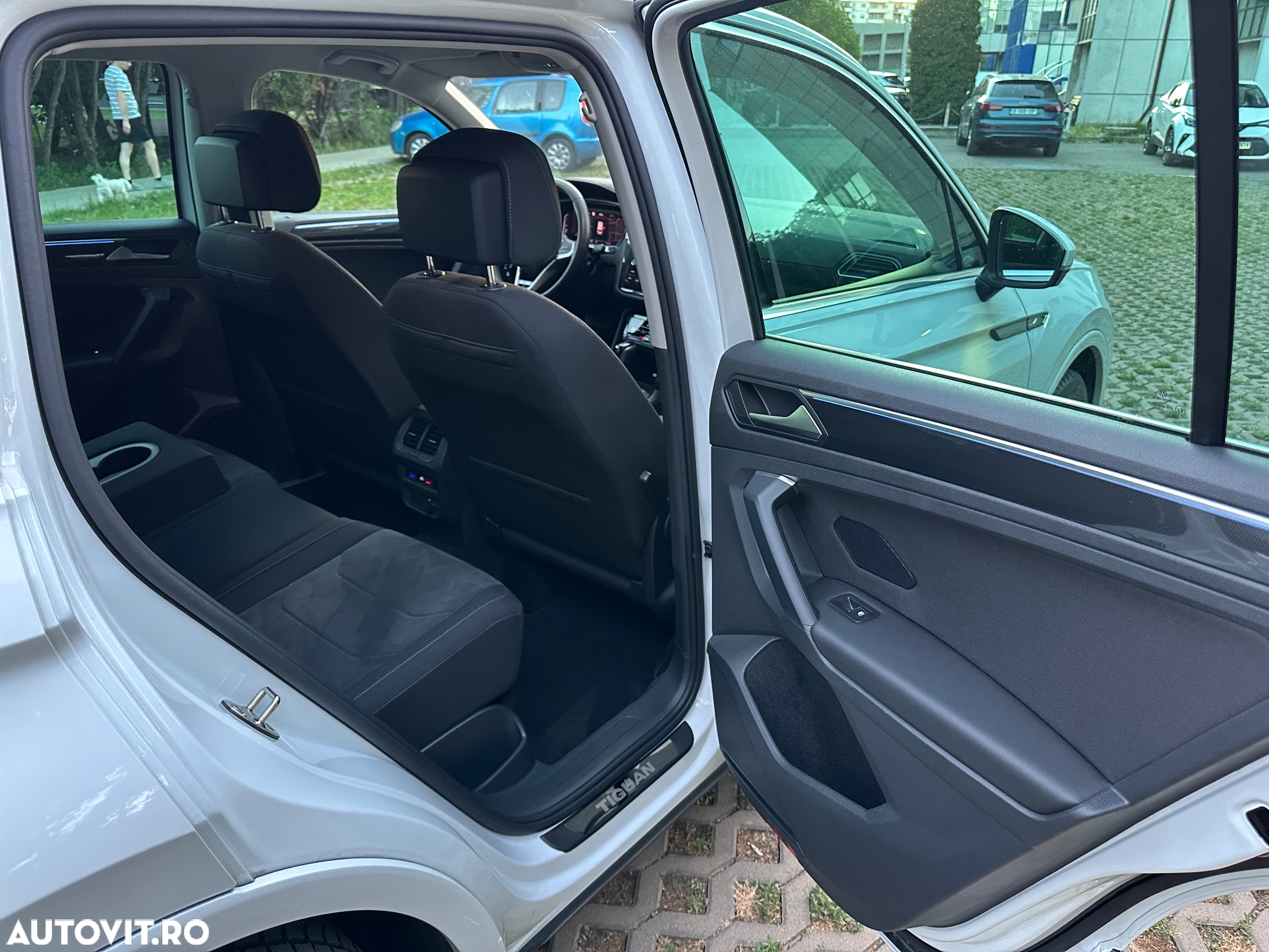 Volkswagen Tiguan 2.0 TDI SCR DSG IQ.DRIVE - 12