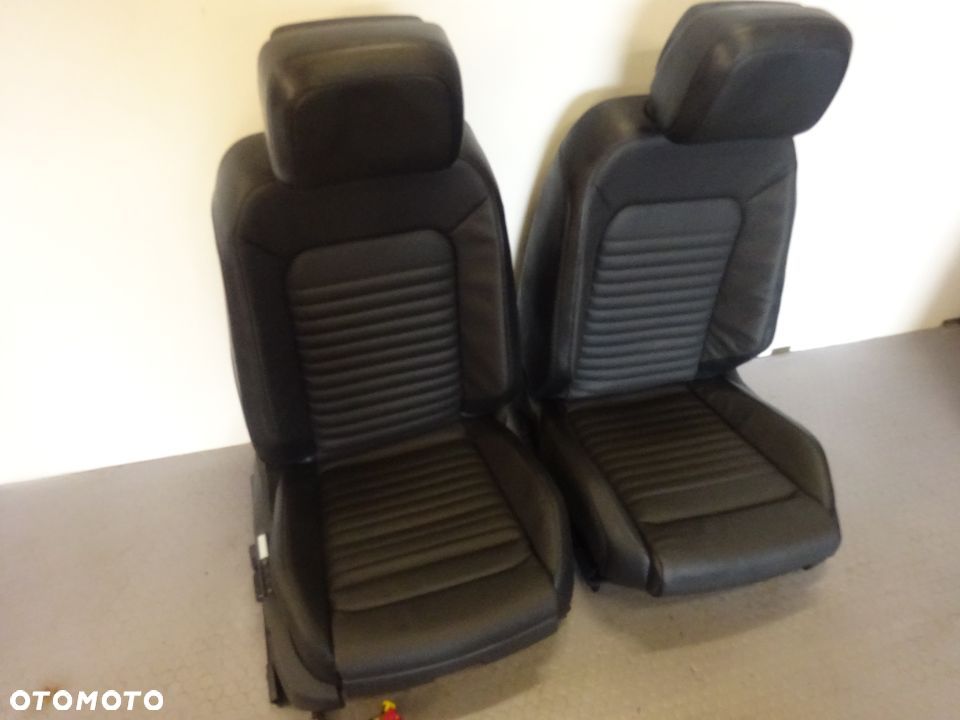 fotele kanapa boczki skora Sedan VW Passat B8 FL UK czesci - 3