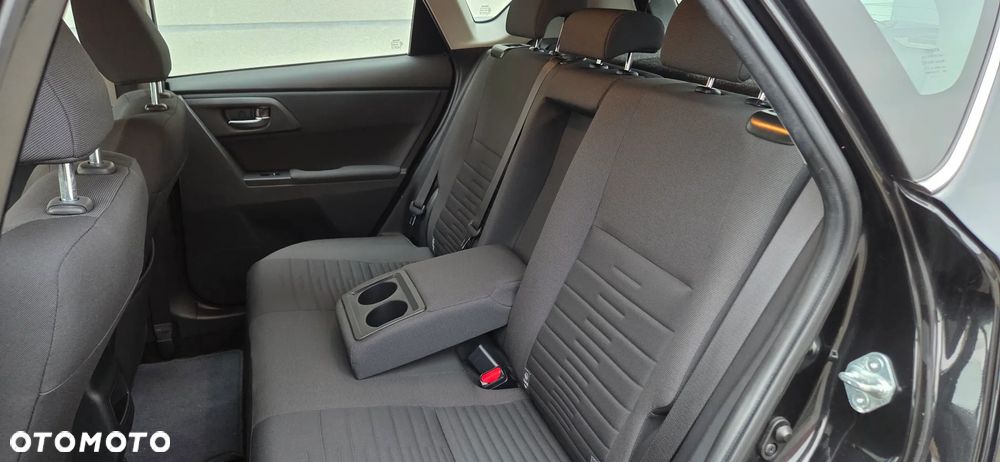 Toyota Auris 1.2 Turbo Edition-S - 38