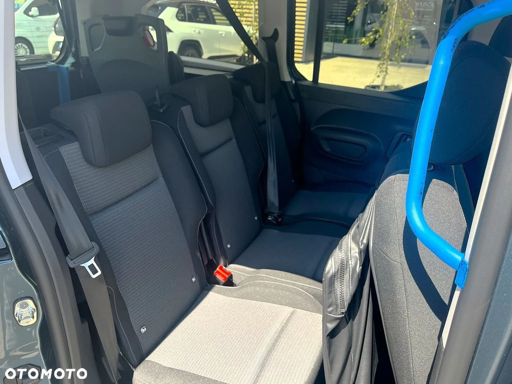 Toyota Proace City Verso Long 1.5 D-4D Family - 21
