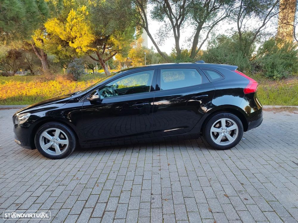 Volvo V40 2.0 D2 Kinetic Eco - 4