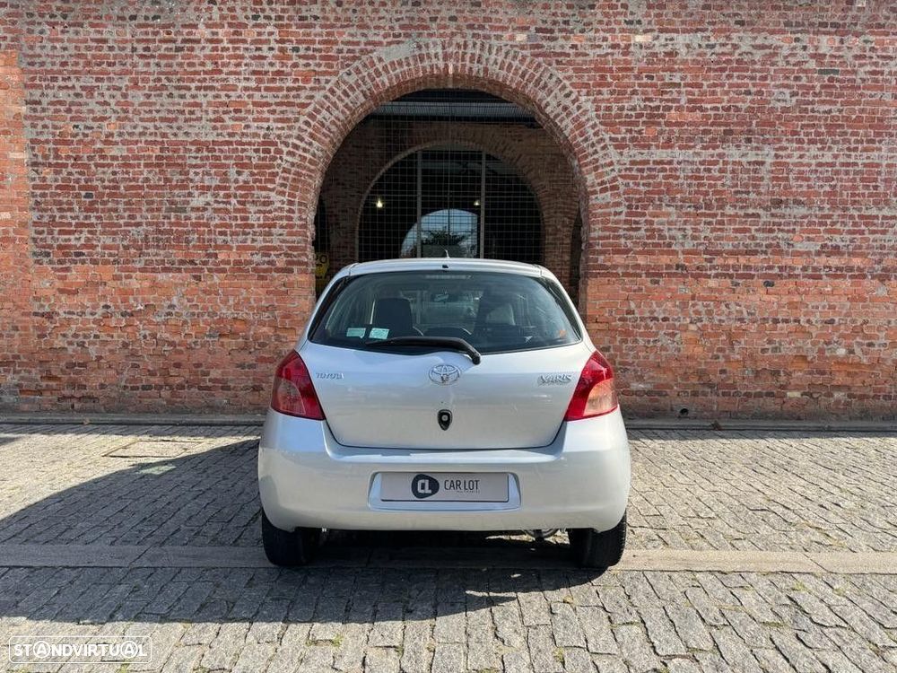 Toyota Yaris 1.4 D-4D AC - 6