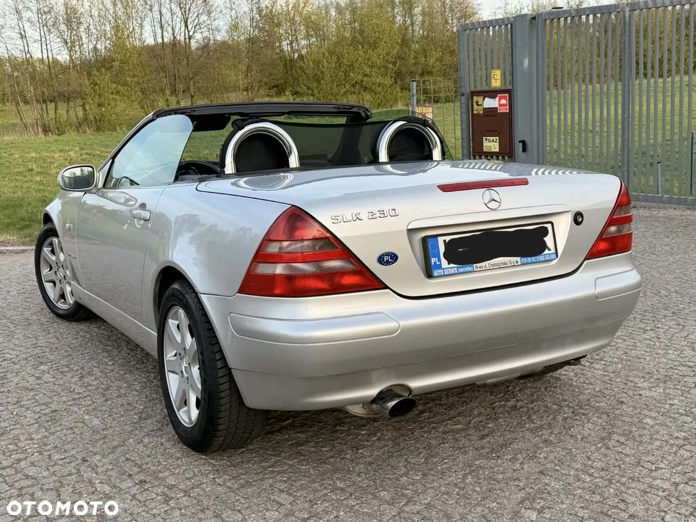 Mercedes-Benz CLK - 4