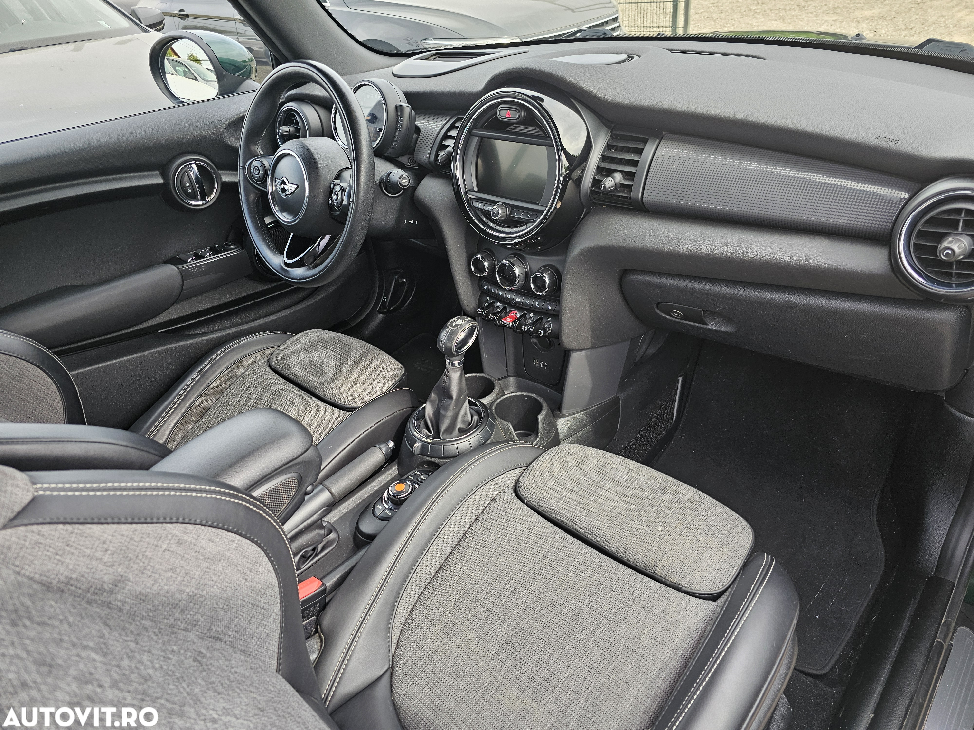 Mini Cooper - 25