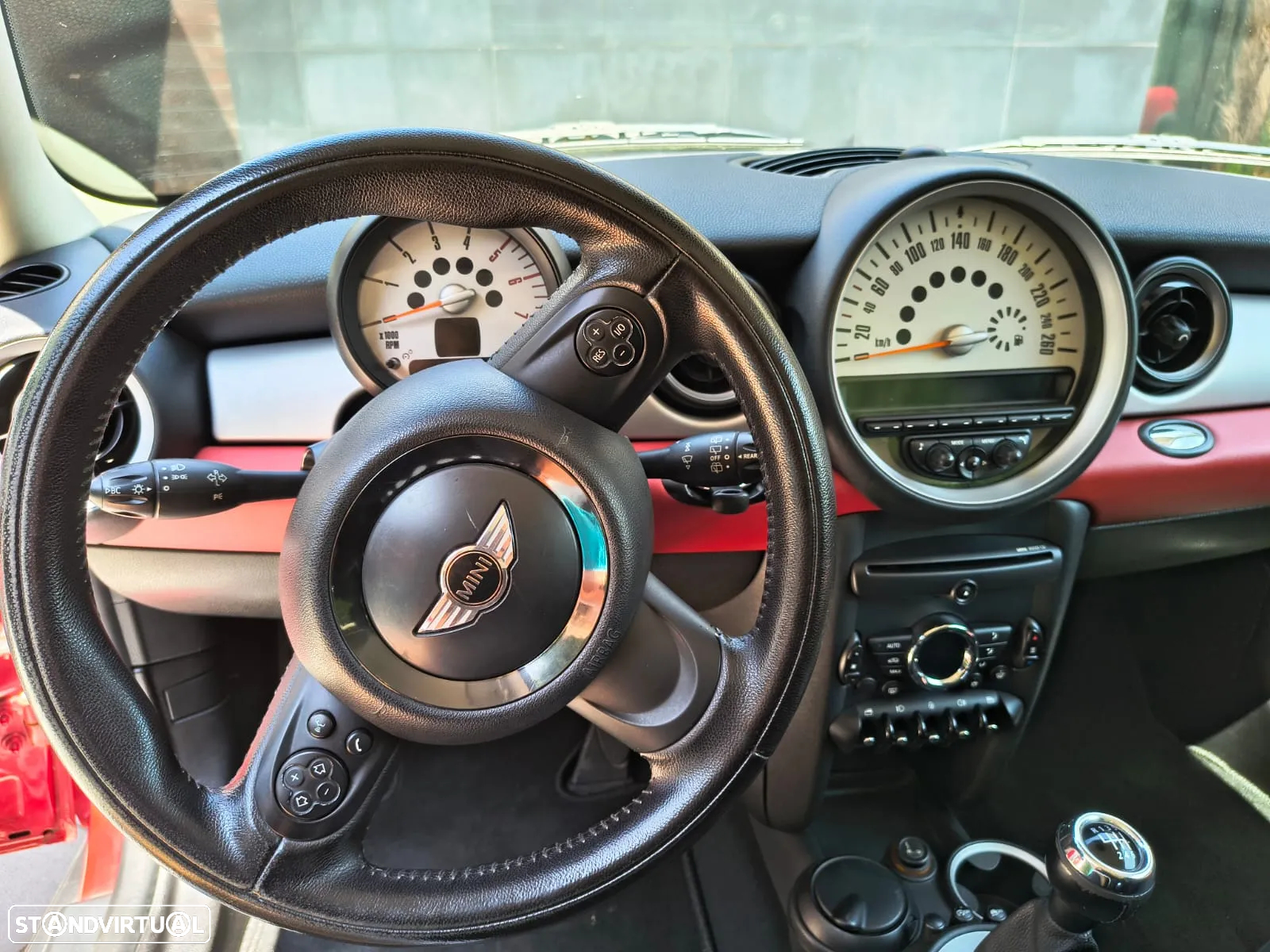 MINI 3 Portas One D - 19