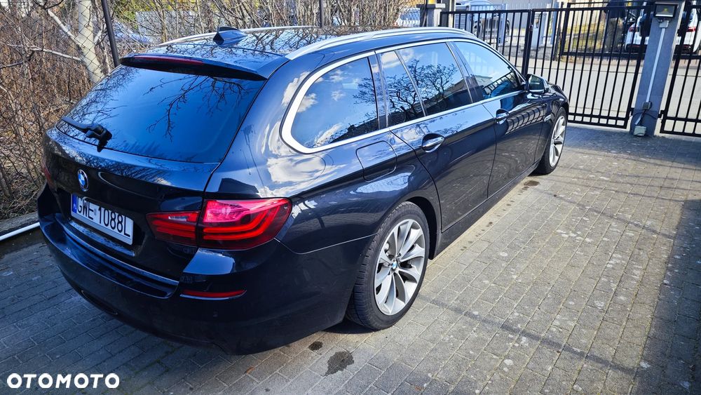 BMW Seria 5 520d xDrive Luxury Line - 4