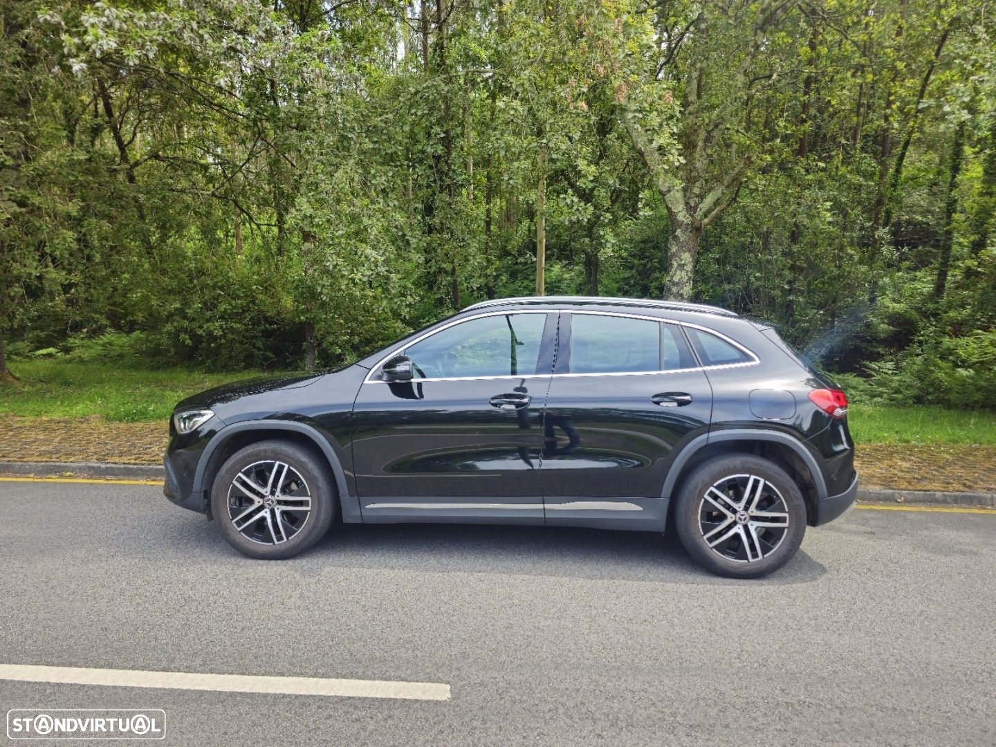 Mercedes-Benz GLA 180 d 8G-DCT - 7