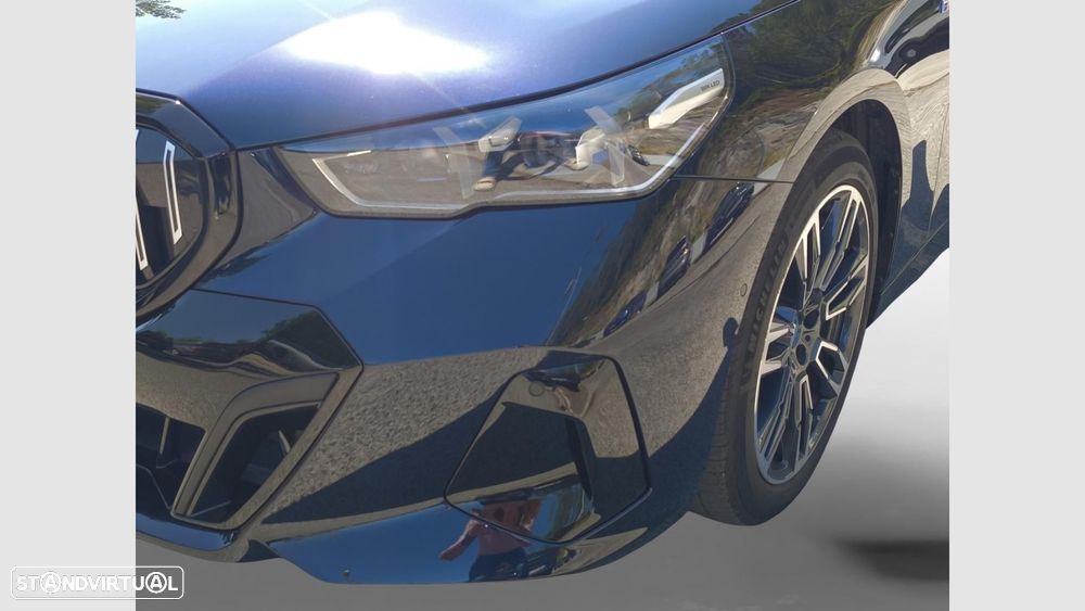 BMW i5 eDrive40 Pack Desportivo M - 16