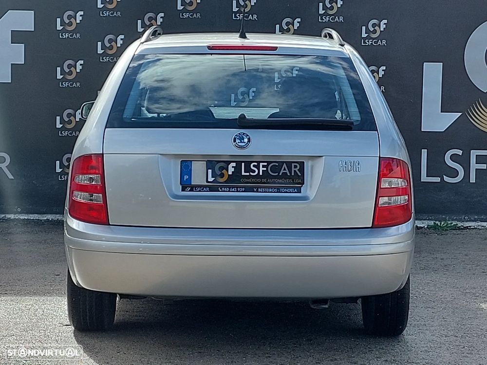 Skoda Fabia Break 1.4 Attractive AC - 4