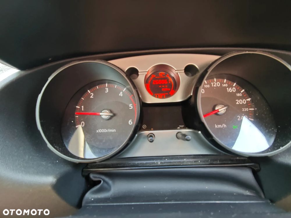 Nissan Qashqai 2.0 dCi Visia - 6
