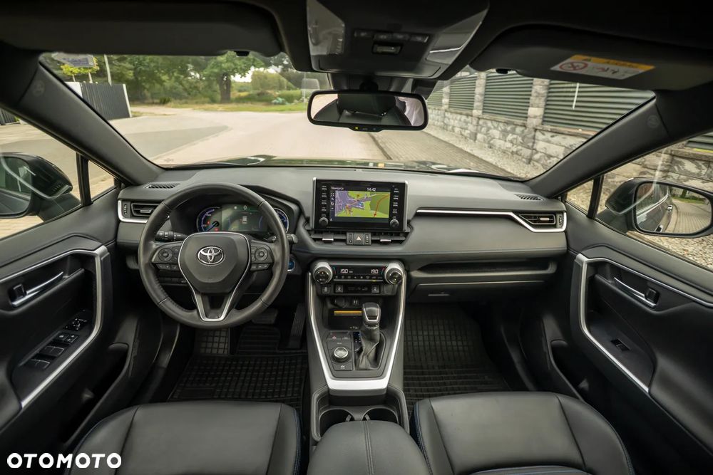 Toyota RAV4 2.5 Hybrid Black Edition by JBL 4x4 - 16