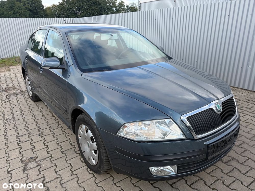 Skoda Octavia 1.6 Style - 1