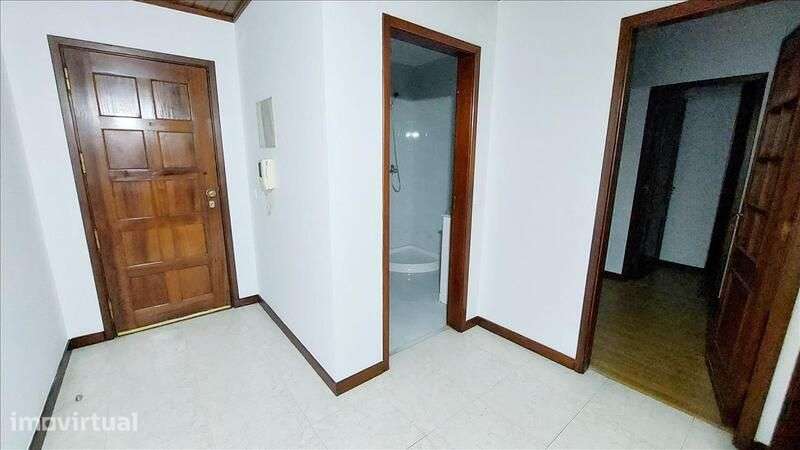Apartamento T3 em Mem Martins - Grande imagem: 3/18