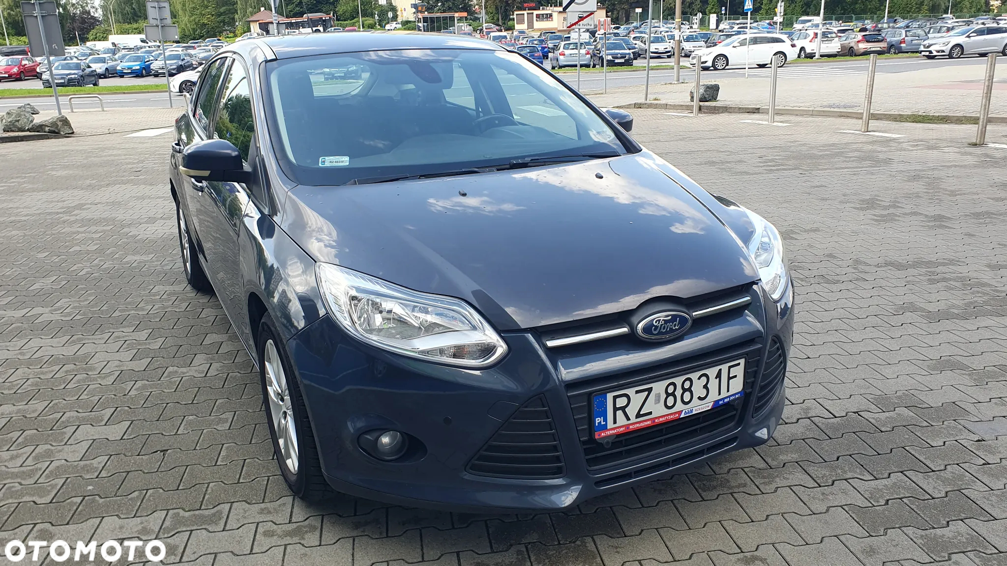 Ford Focus 1.6 Edition - 14