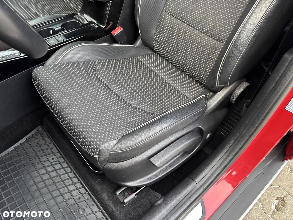 Kia XCeed 1.6 T-GDI Business Line DCT - 12