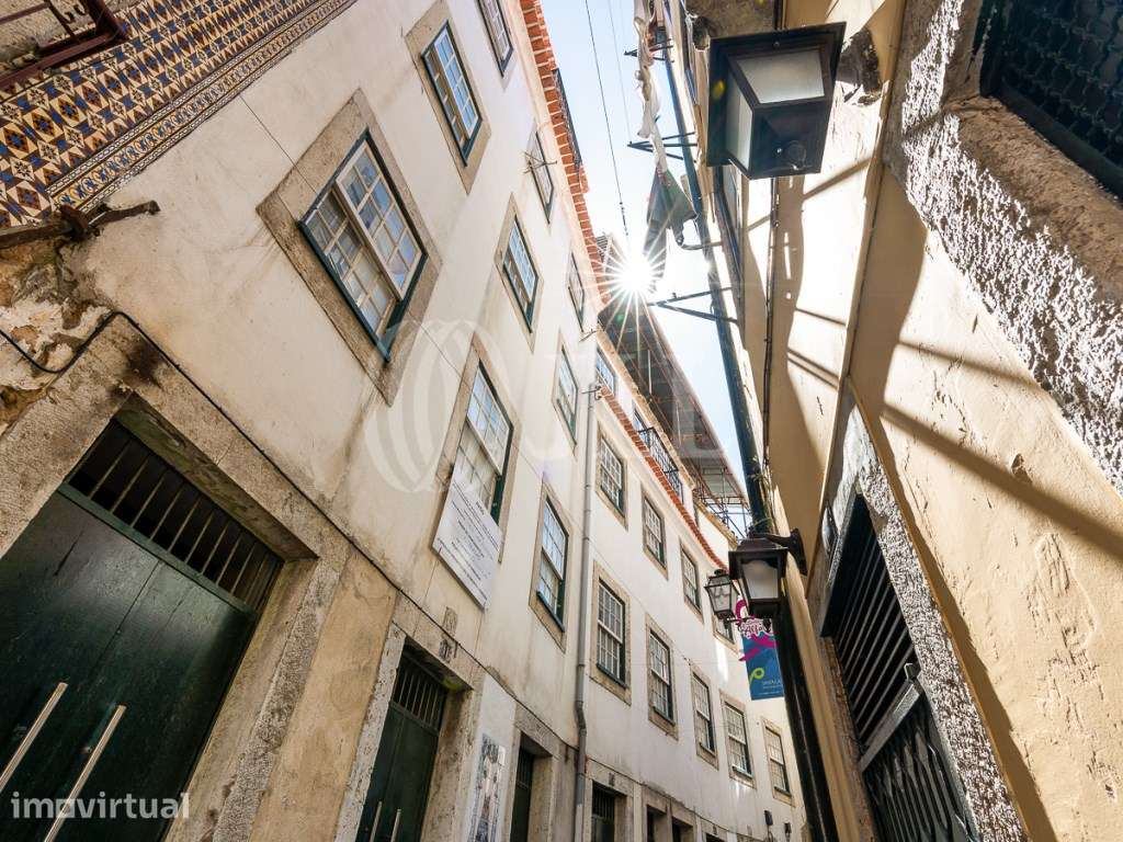 Venda conjunta de três prédios, em Alfama, Lisboa - Grande imagem: 3/16