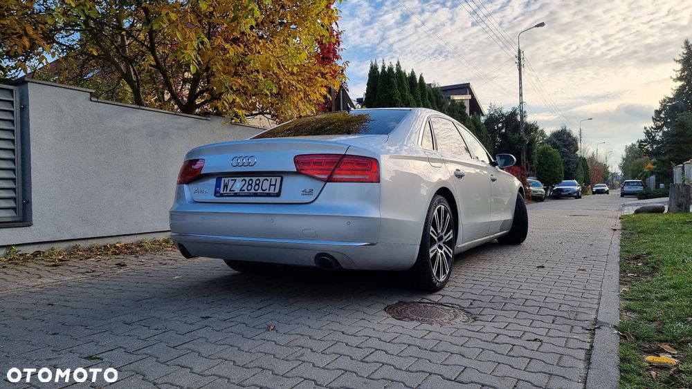 Audi A8 4.2 FSI L Quattro - 4