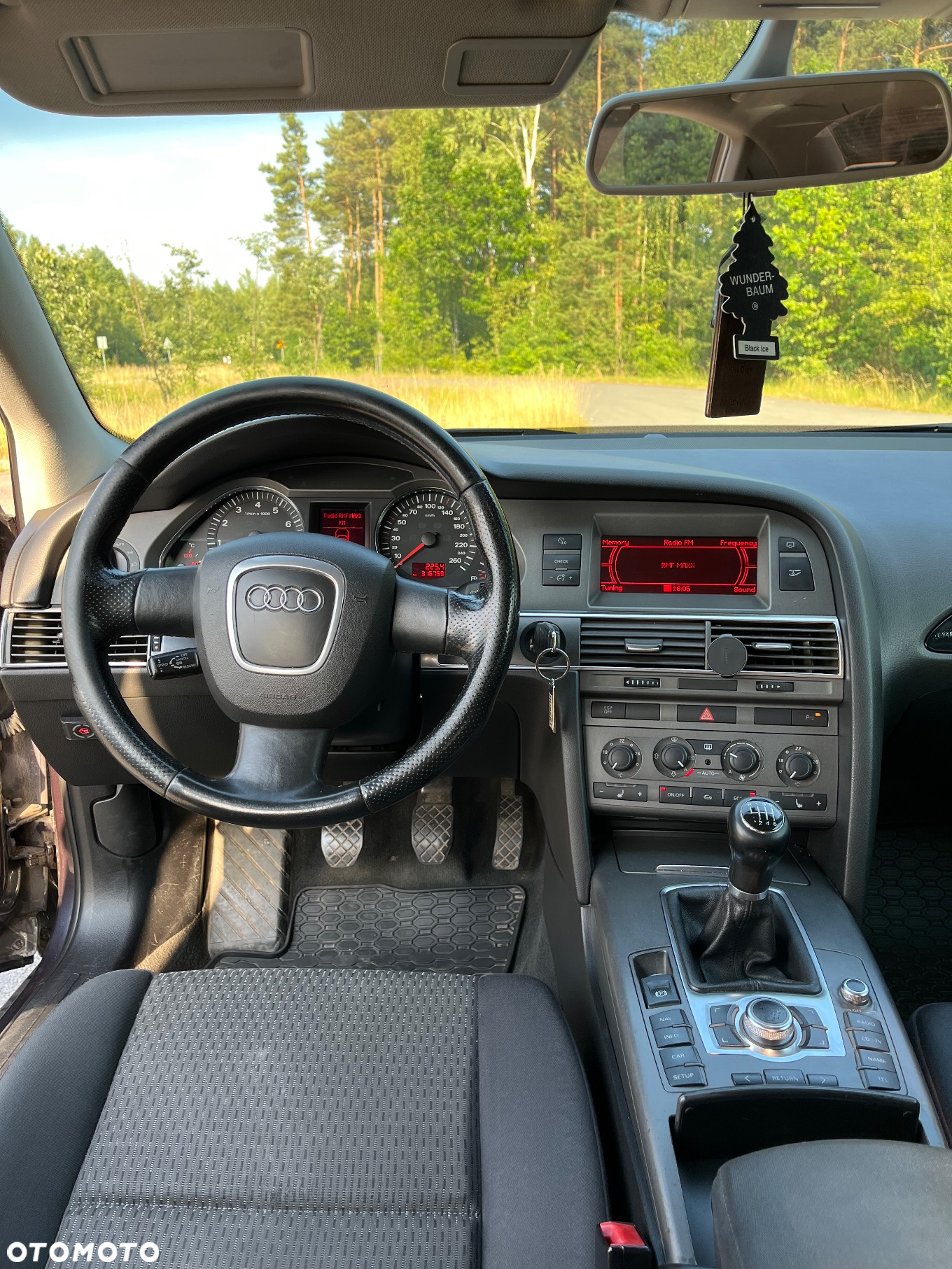 Audi A6 2.4 - 17