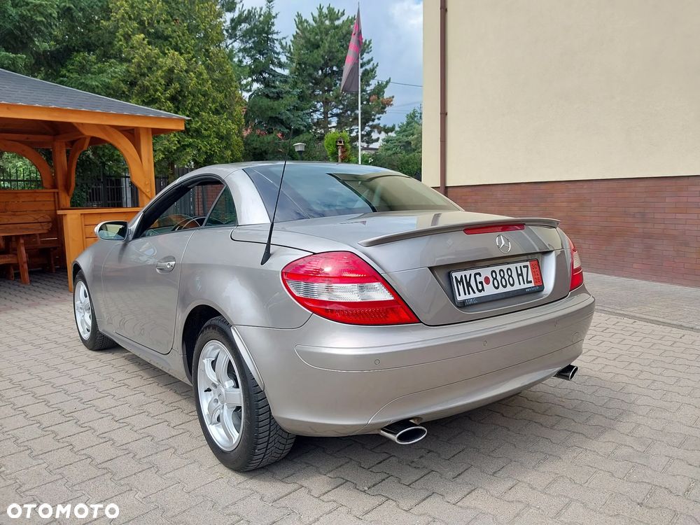 Mercedes-Benz SLK - 11