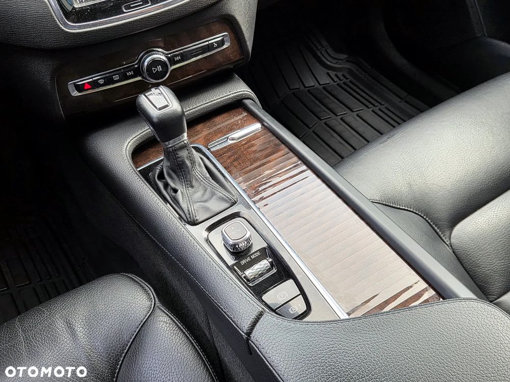 Volvo XC 90 T6 AWD Inscription - 34