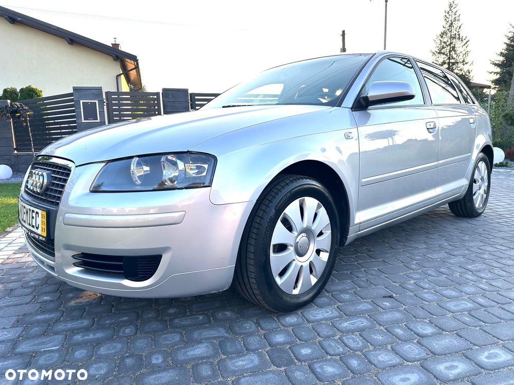 Audi A3 Sportback - 13