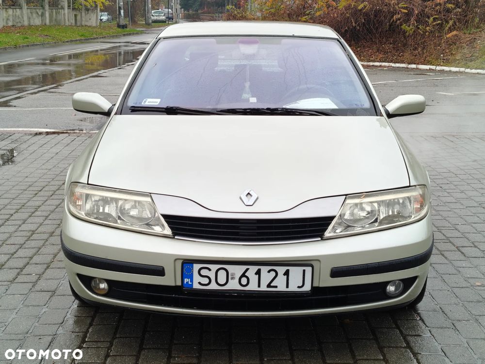 Renault Laguna 1.9 dCi Impulsion - 12
