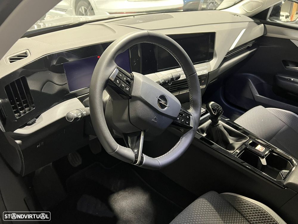 Opel Astra 1.2 T Edition - 16