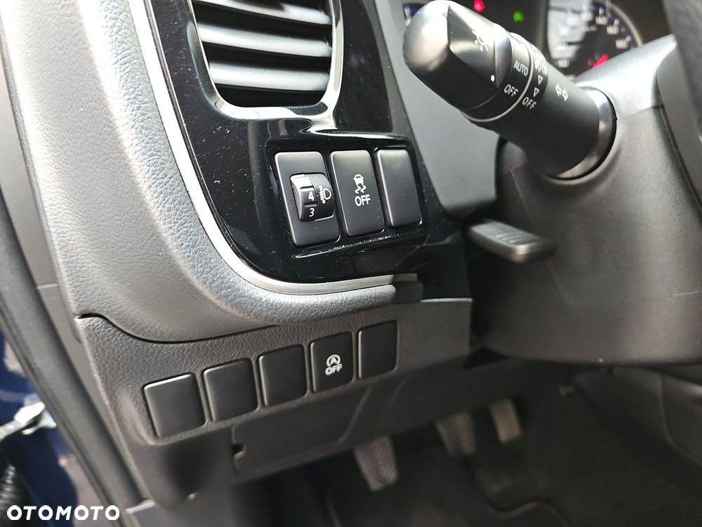 Mitsubishi Outlander - 20