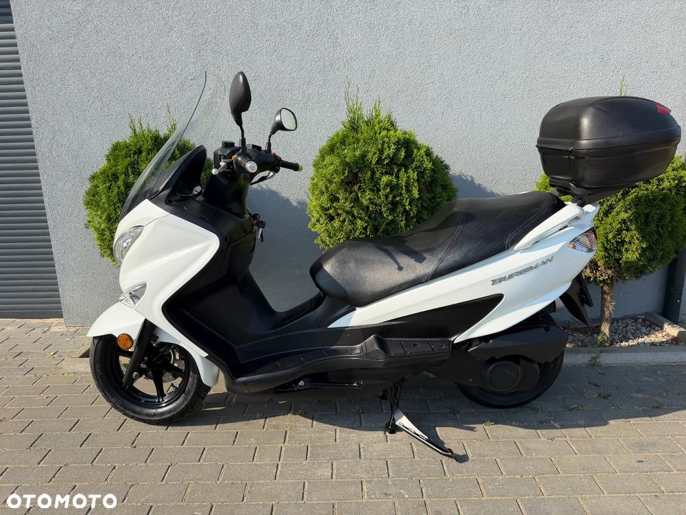 Suzuki Burgman - 5