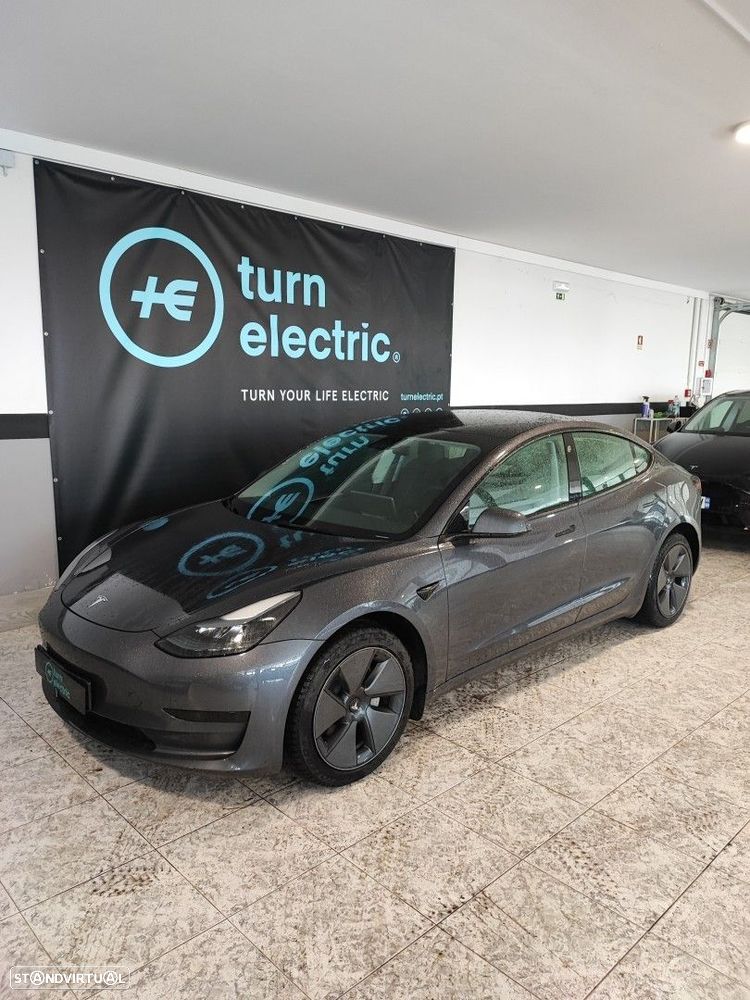 Tesla Model 3 Standard Range Plus RWD - 2