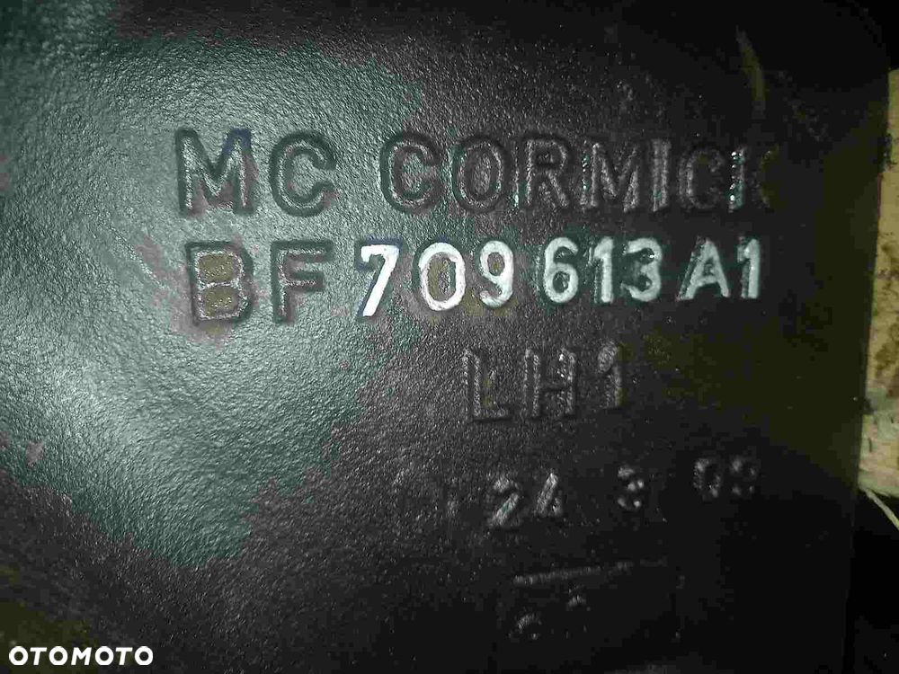 Obudowa tylnego mostu McCormick XTX165 - 2