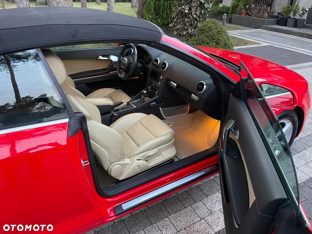 Audi A3 Cabrio 1.8 TFSI Attraction S tronic - 22