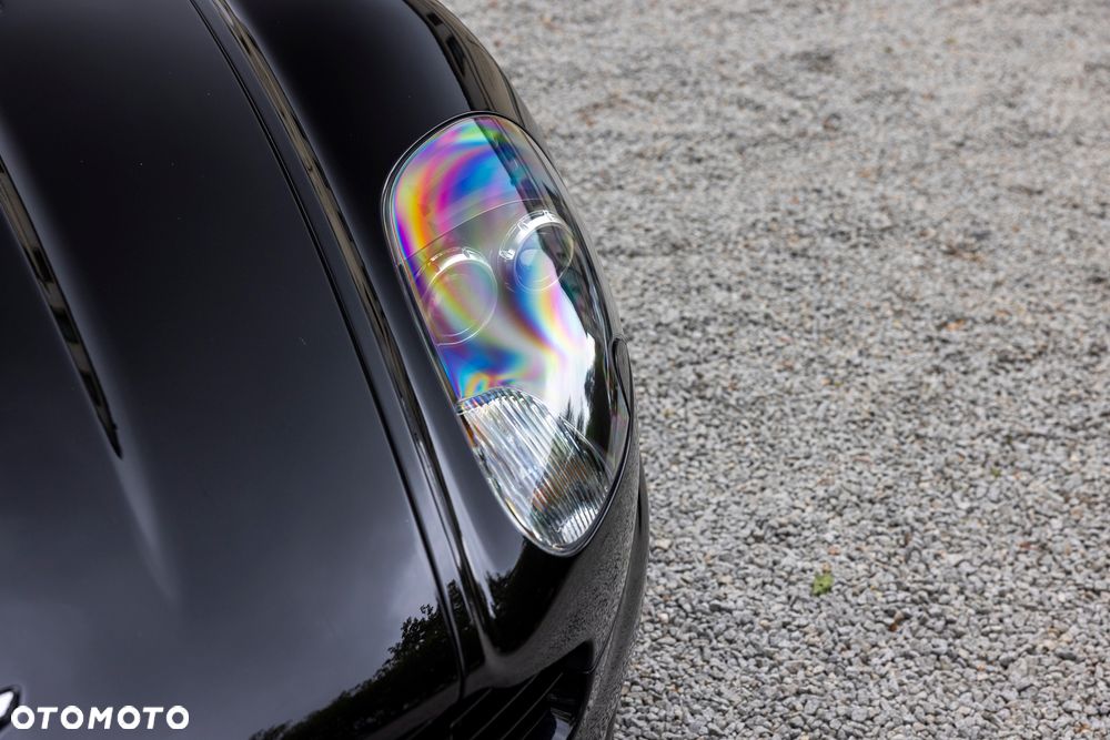 Aston Martin DBS - 13