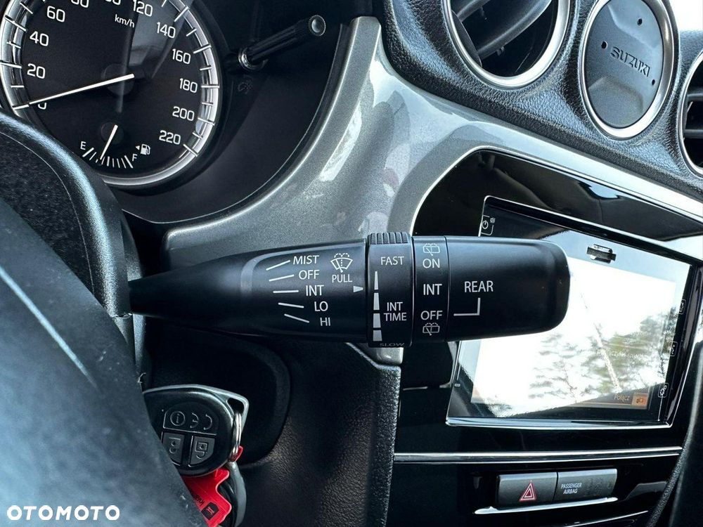 Suzuki Vitara - 22