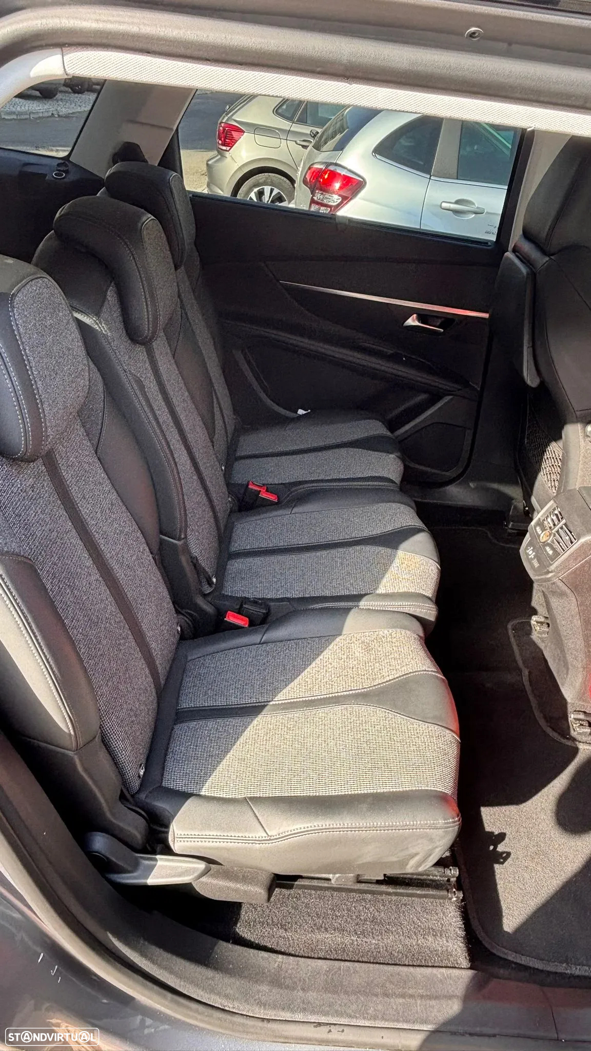 Peugeot 5008 1.5 BlueHDi Allure EAT8 - 7
