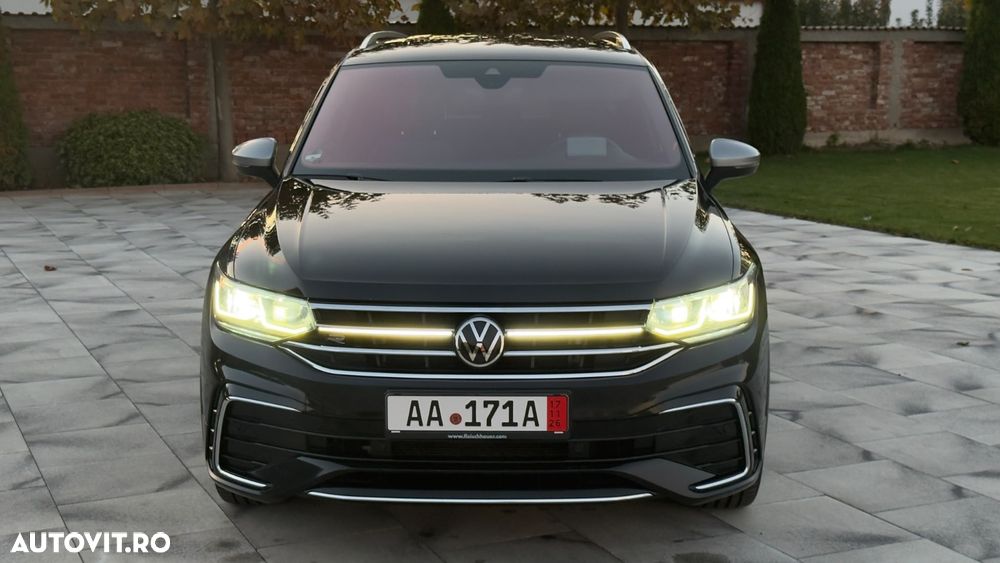 Volkswagen Tiguan - 12