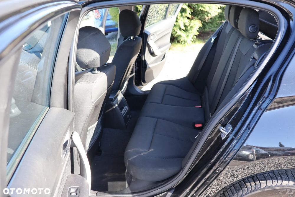 BMW Seria 1 116i Edition Metropolitan - 7