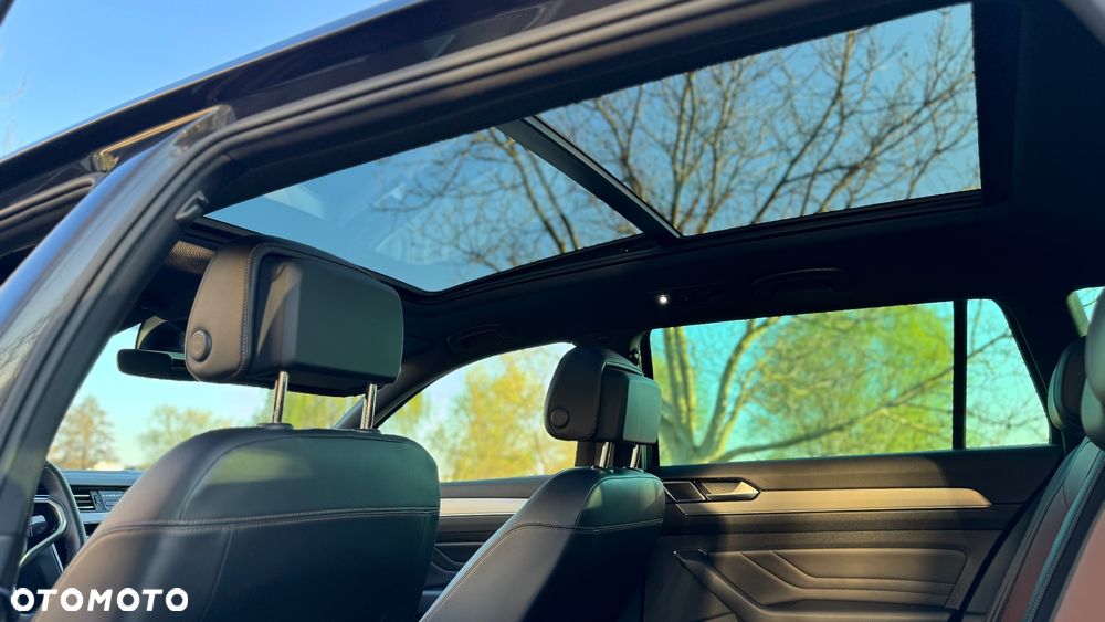 Volkswagen Passat 2.0 TDI SCR DSG Elegance - 16