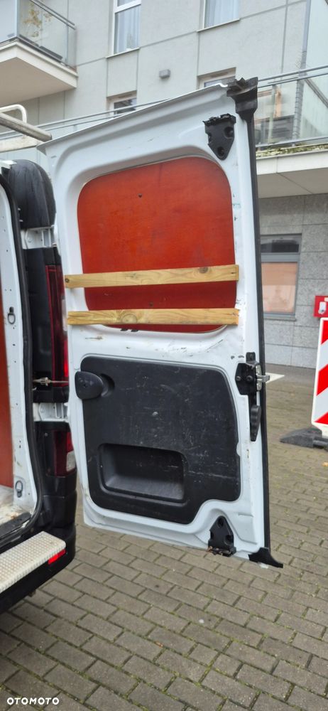 Opel vivaro - 30