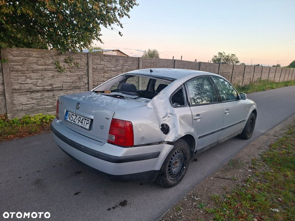 Volkswagen Passat - 9