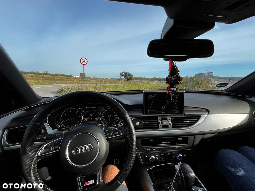 Audi A6 - 12