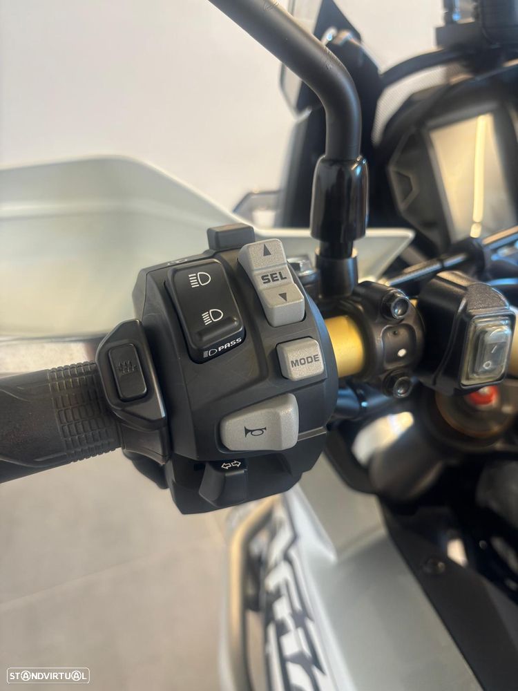 Honda Africa Twin CRF1000 Big Tank Adv Sports - 8
