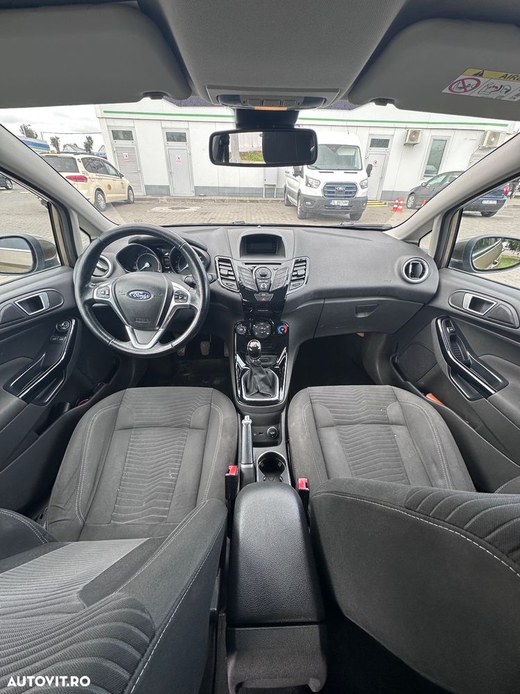 Ford Fiesta 1.6 TDCi DPF Titanium - 7