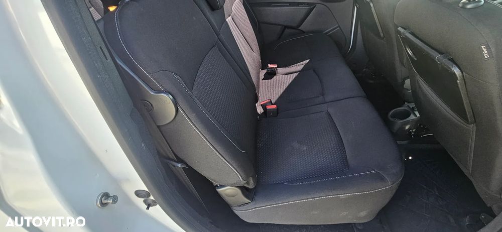 Dacia Lodgy 1.5 Blue dCi Laureate - 10