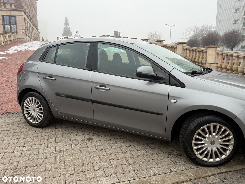 Fiat Bravo 1.4 T-JET 16V Dynamic - 21