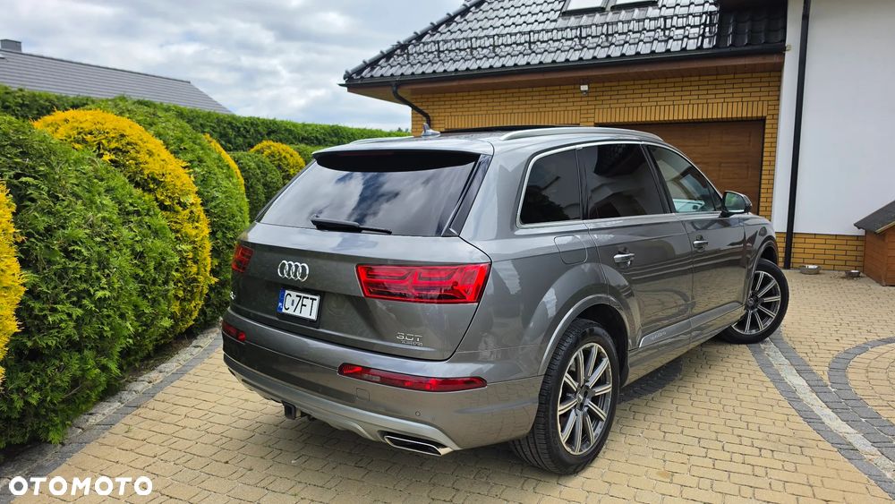 Audi Q7 - 4